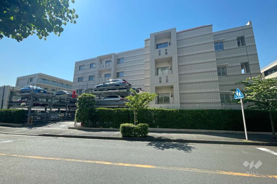 ブリリアヒルズ宮前平の外観（北西側から）　