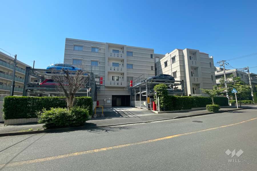 ブリリアヒルズ宮前平の外観（北東側から）　