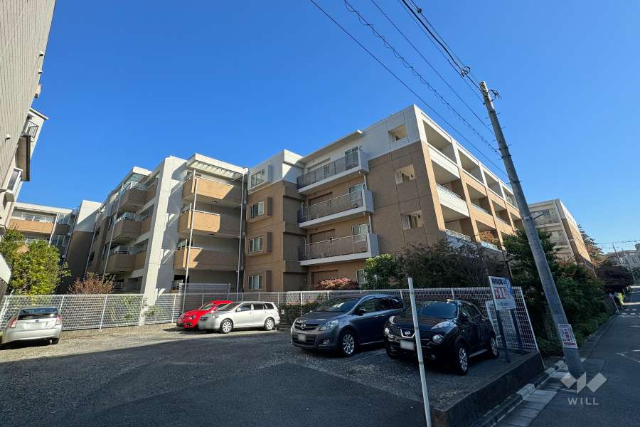 グランノア宮前平マスターズテラスの外観（南西側から）