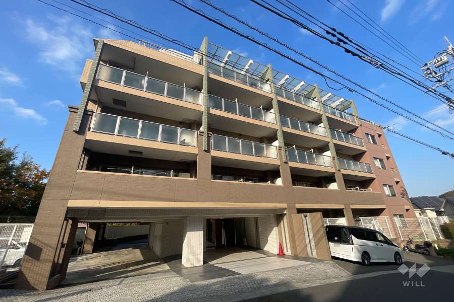 アークプラザ宮前平の外観（南西側から）