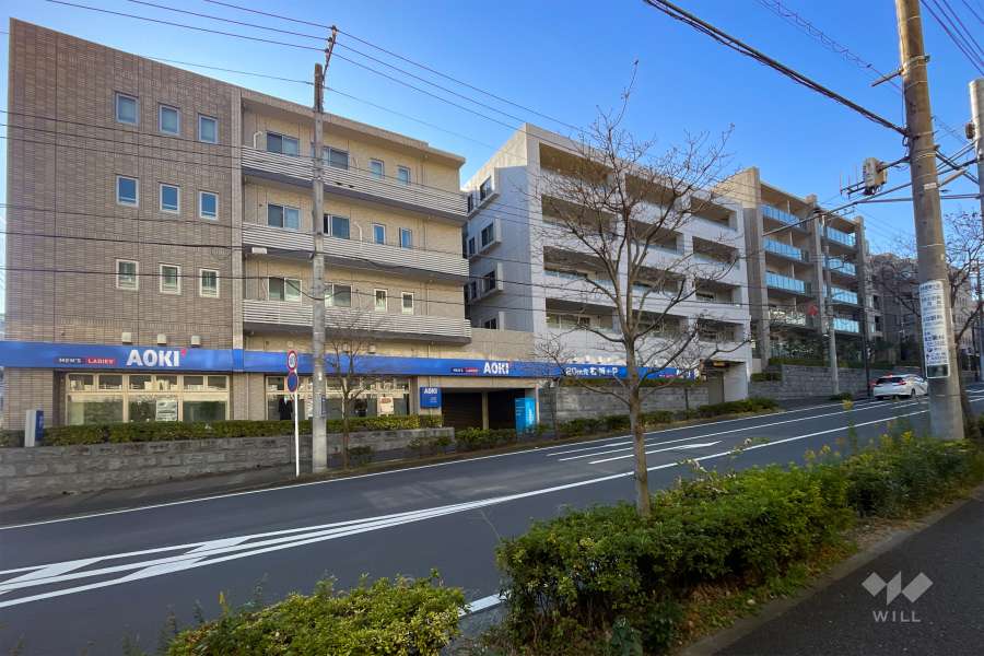 ライオンズたまプラーザ美しの森の外観（北東側から）