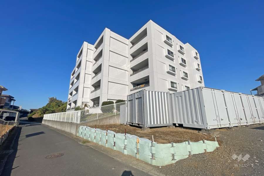 エクストール宮前の丘の外観（南東側から）