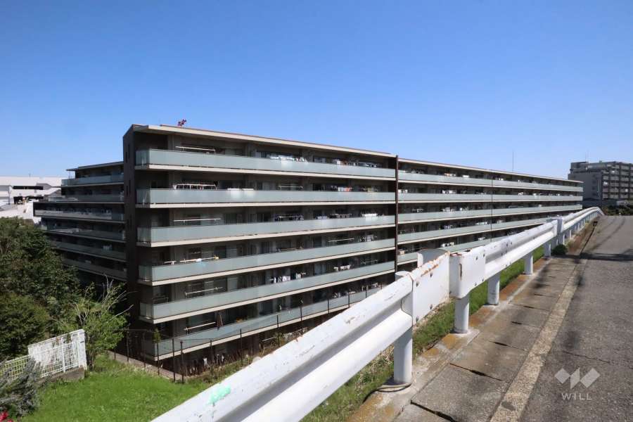 グレーシアガーデンたまプラーザの外観（南西側から）