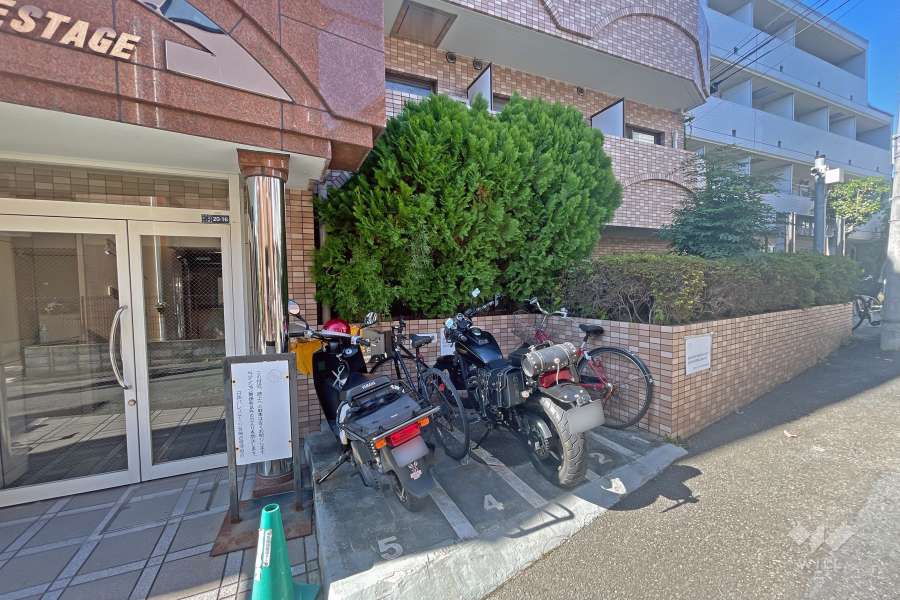 バイク置き場