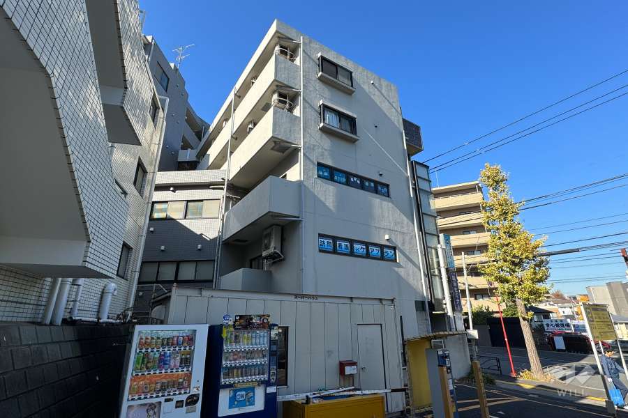 リーセントパレス宮崎の外観（南東側から）