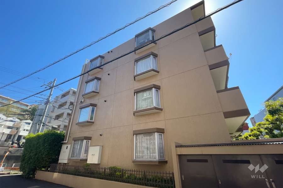 カルム宮崎台の外観（南西側から）