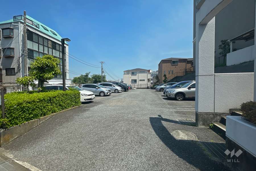 敷地内駐車場（屋外平面式）