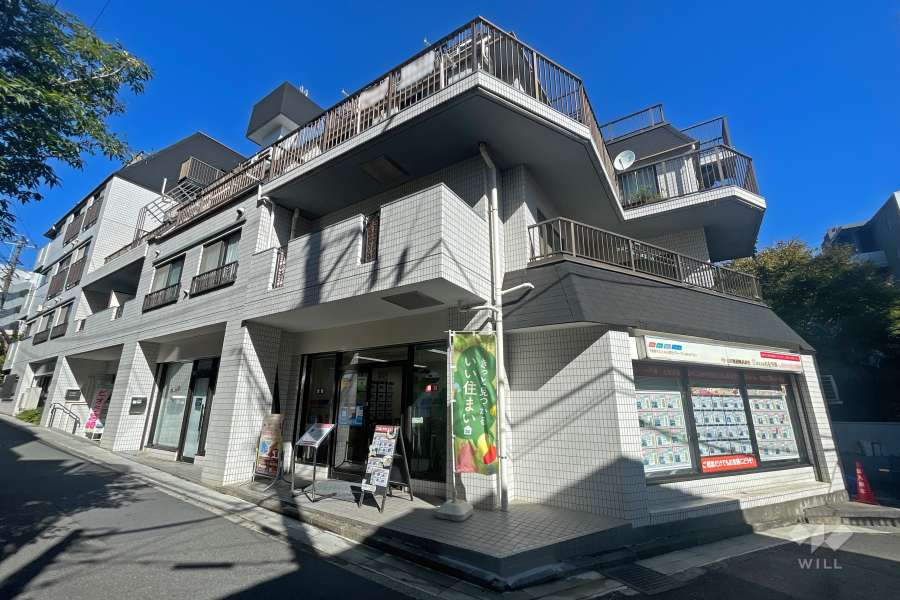 コスモ宮崎台の外観（南西側から）