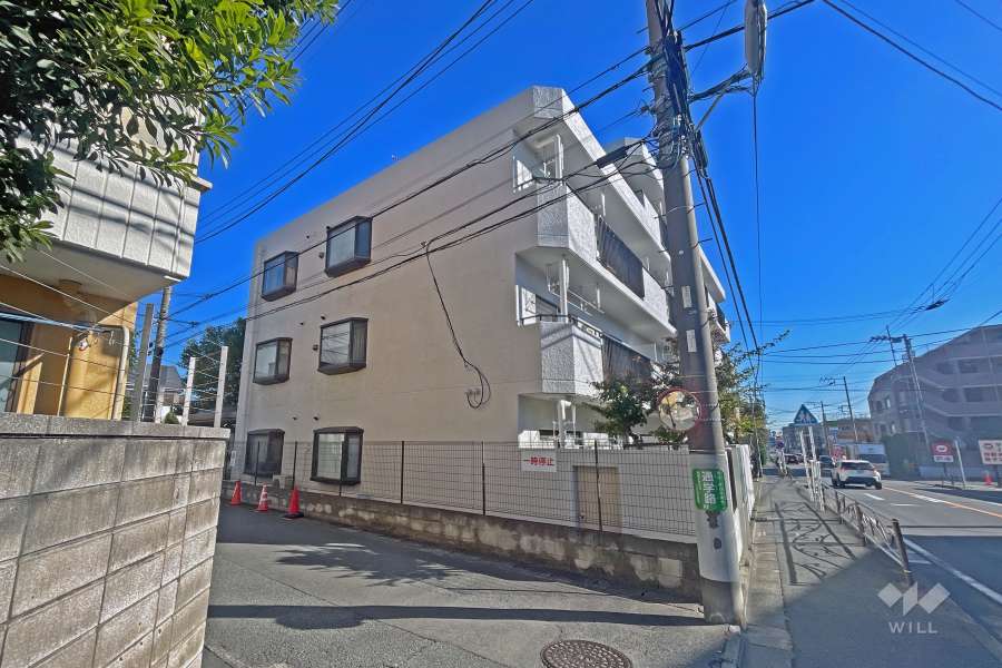 ヒルトップ鷺沼の外観（西側から）