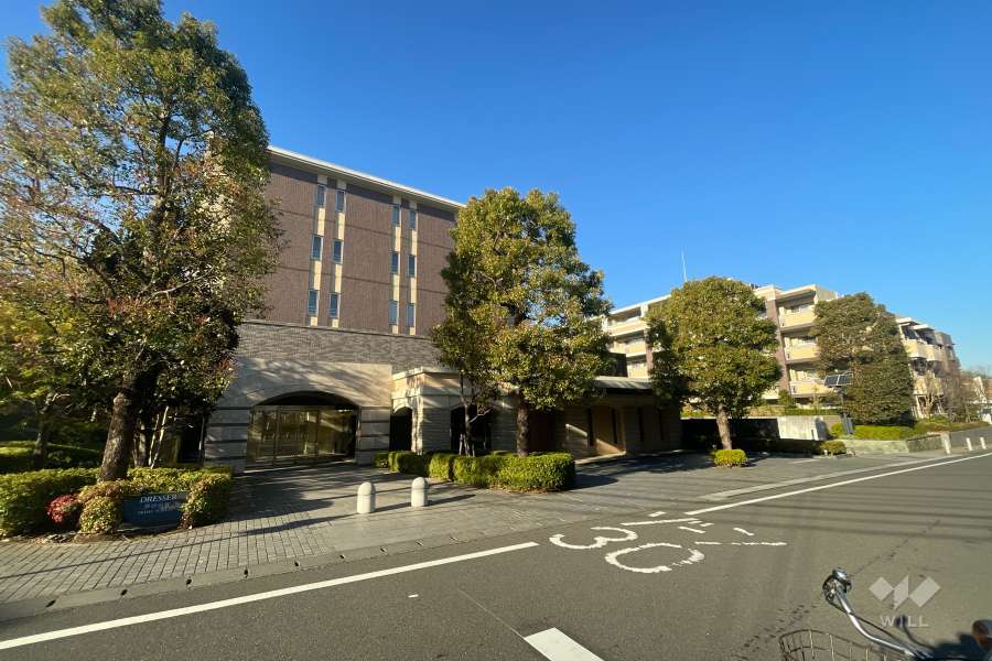 ドレッセ鷺沼の杜プライムフォレストの外観（南東側から）