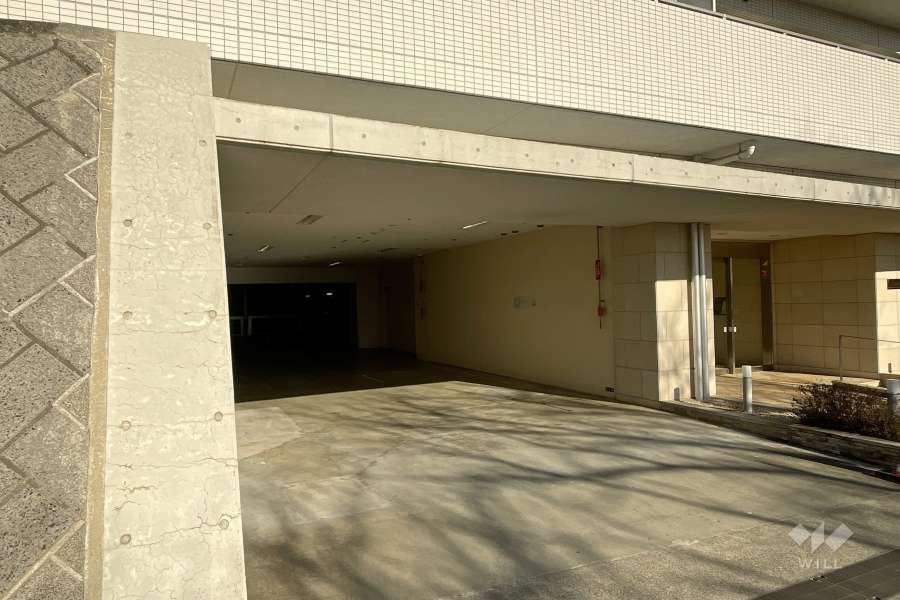 駐車場の出入り口