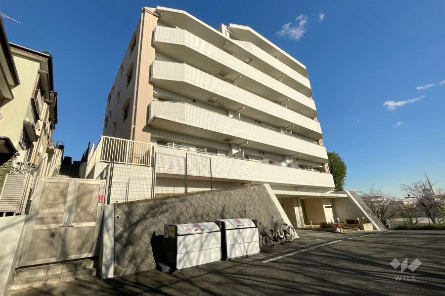 ルモンドヴェール宮前平の外観（南西側から）