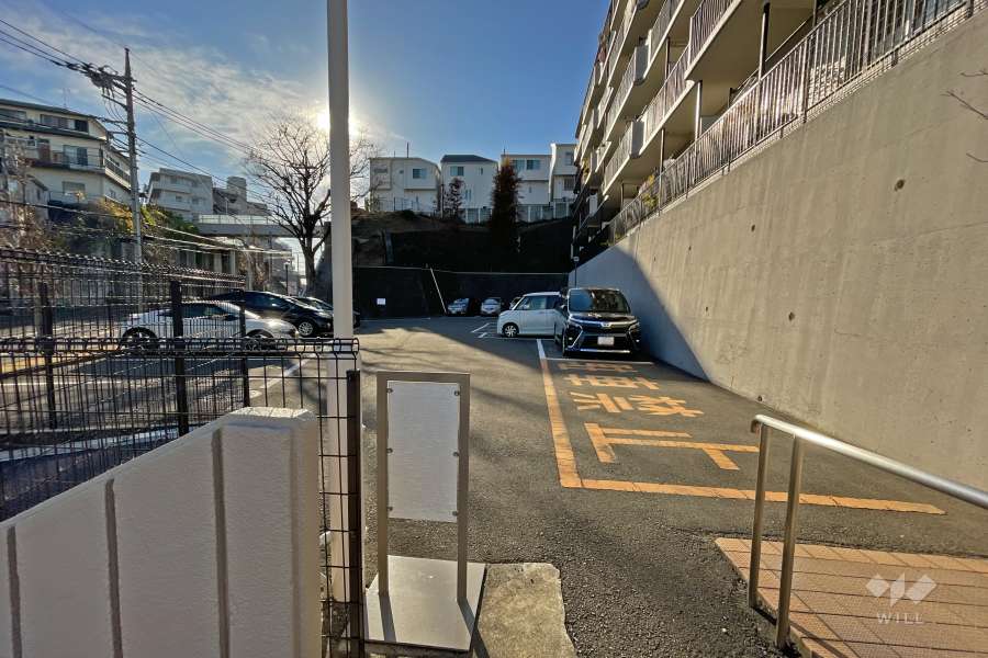 敷地内駐車場（屋外平面式）