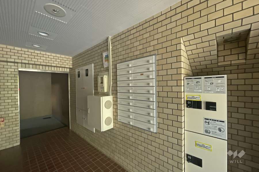 共用ポストと宅配ボックス