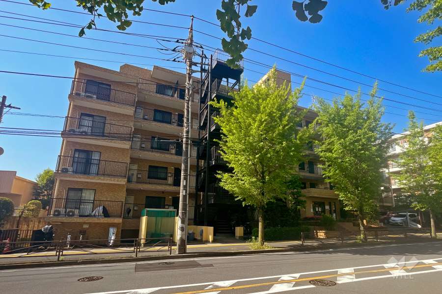 ライオンズマンション宮前平第7の外観（北東側から）