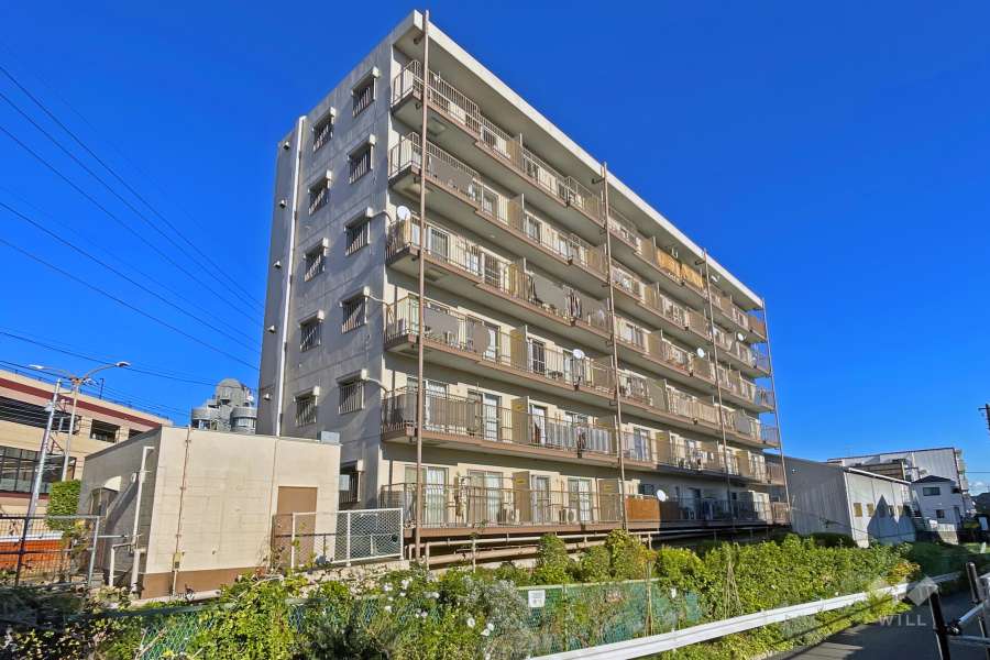 鷺沼南スカイマンションの外観（南西側から）