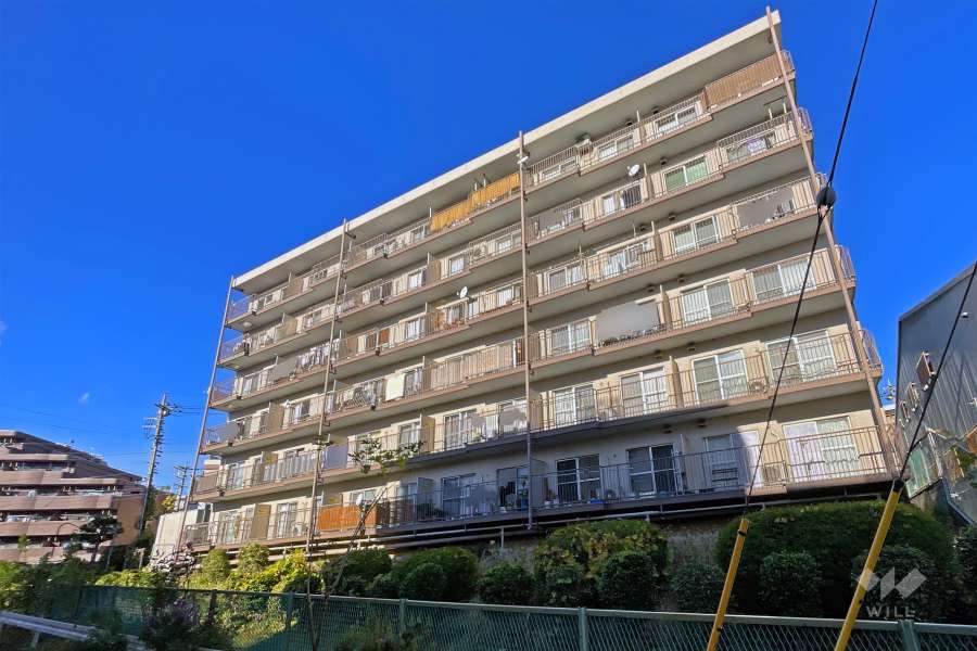 鷺沼南スカイマンションの外観（南東側から）