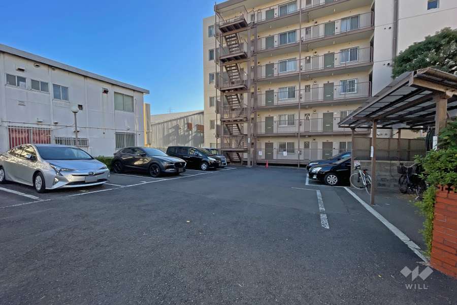 敷地内駐車場（屋外平面式）