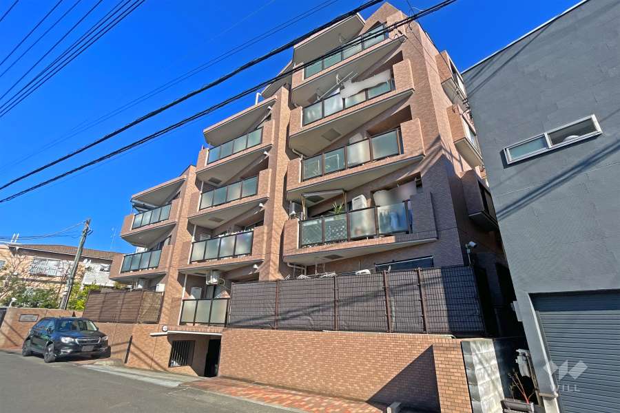 ドメスたまプラーザの外観（南側から）