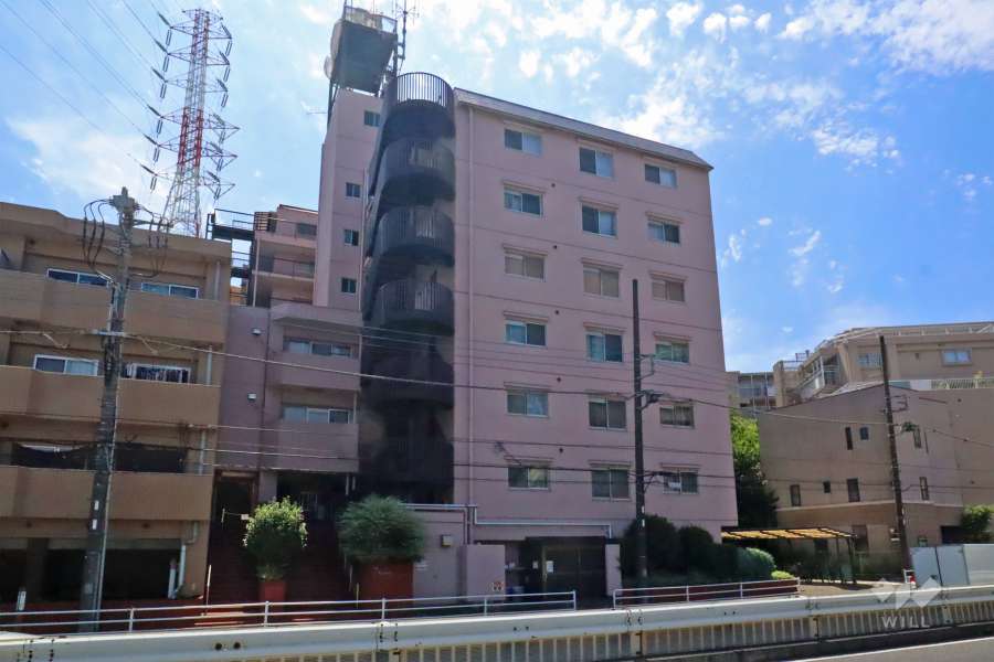 鷺沼さくら公園スカイマンションの外観(北側から)