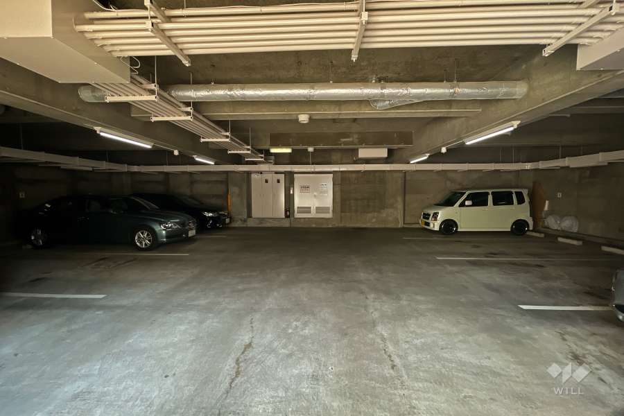 敷地内駐車場（屋内平面式）