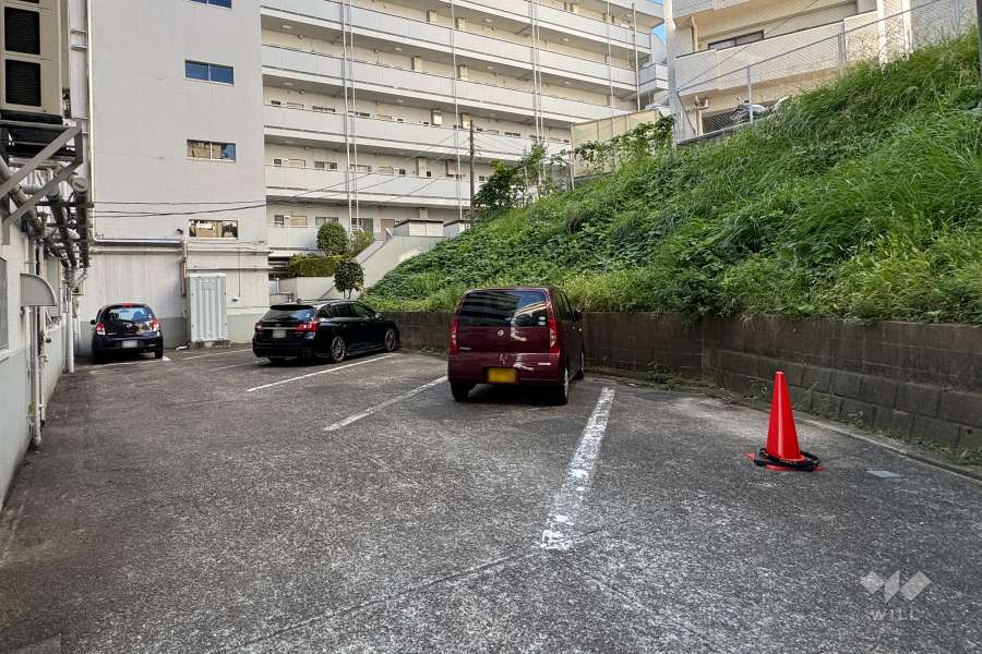 敷地内駐車場（屋外平面式）