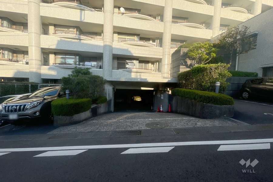 駐車場の出入り口　　