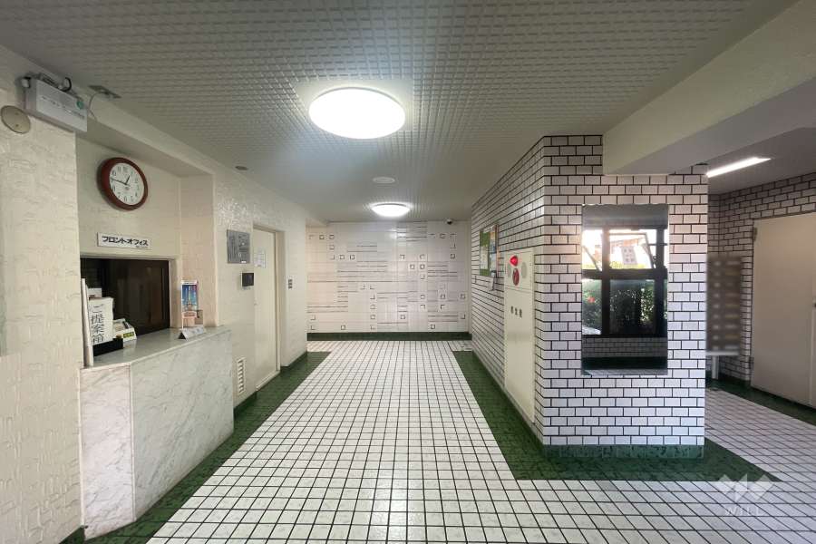 エントランスホール　