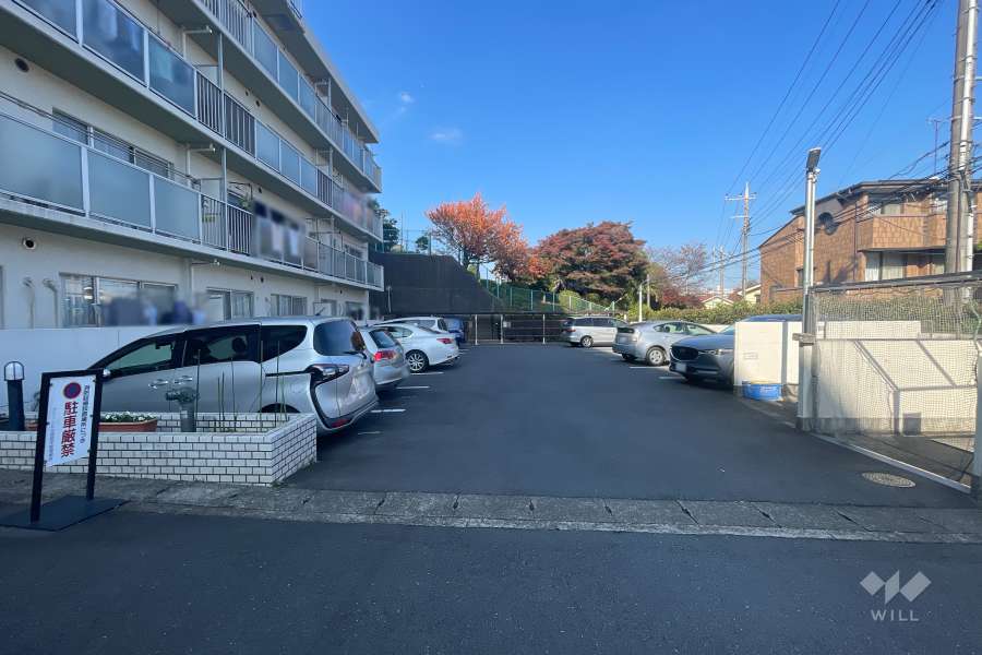 敷地内駐車場（屋外平面式）