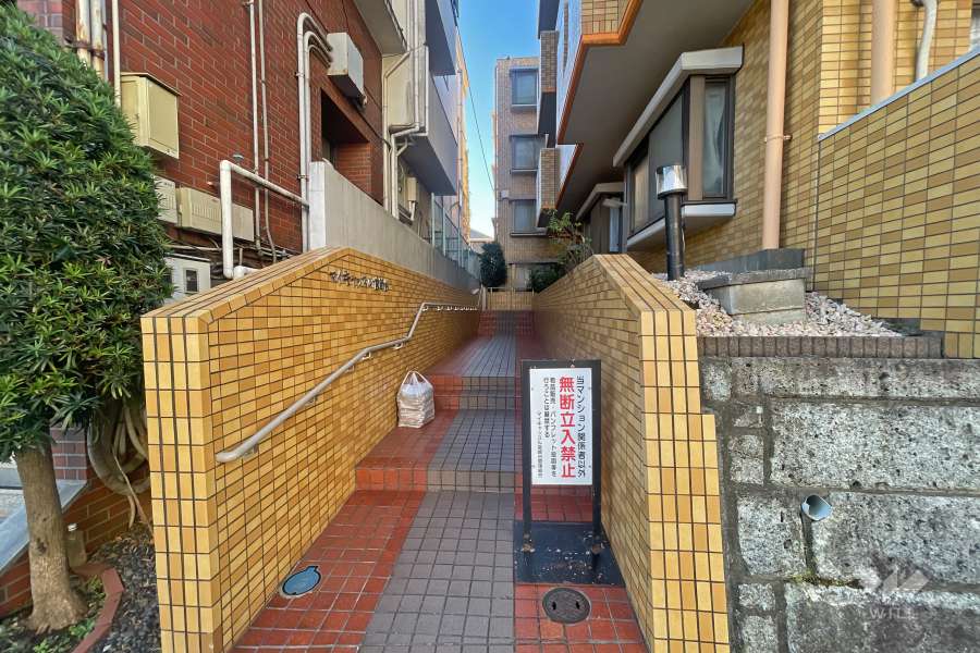 エントランスアプローチ