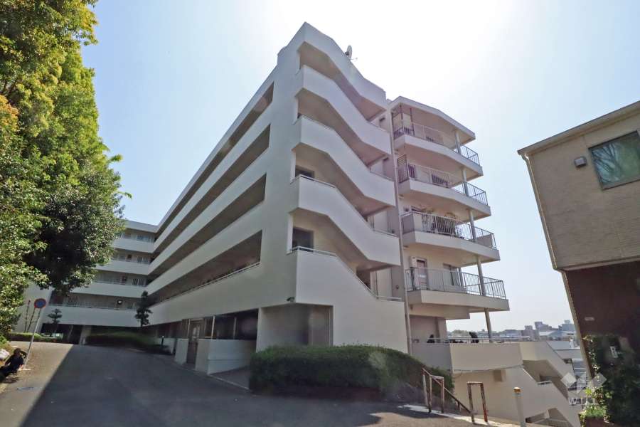 ウインザーハイム宮前平第1の外観（北西側から）