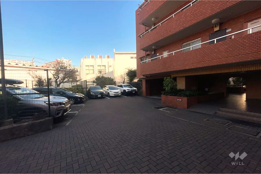 敷地内駐車場（屋外平面式）