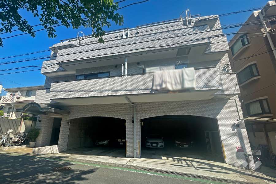 メイツ宮前平の外観（南東側から）