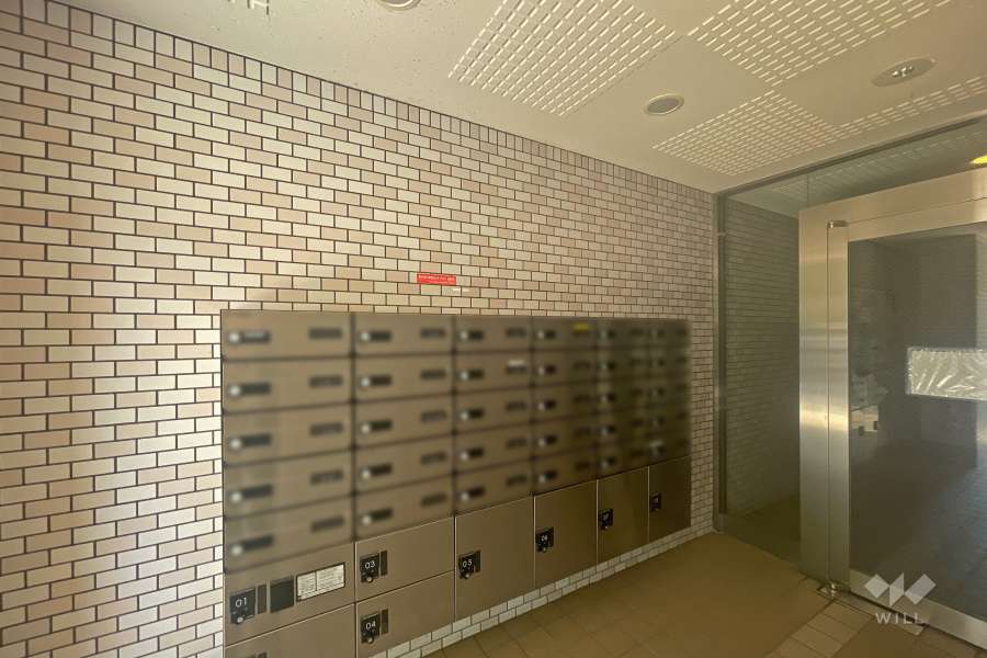 宅配ボックスと共用ポスト