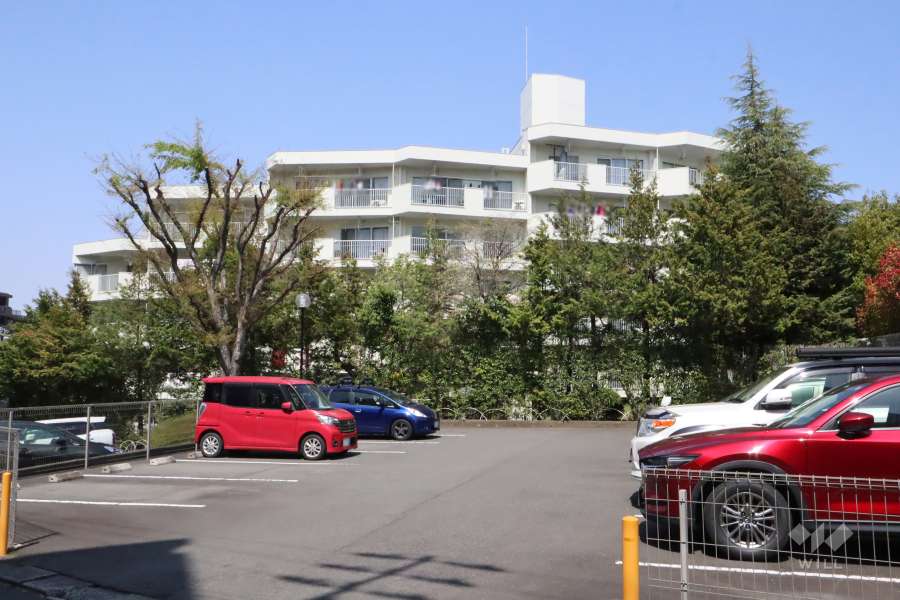 敷地内駐車場（屋外平面式）　