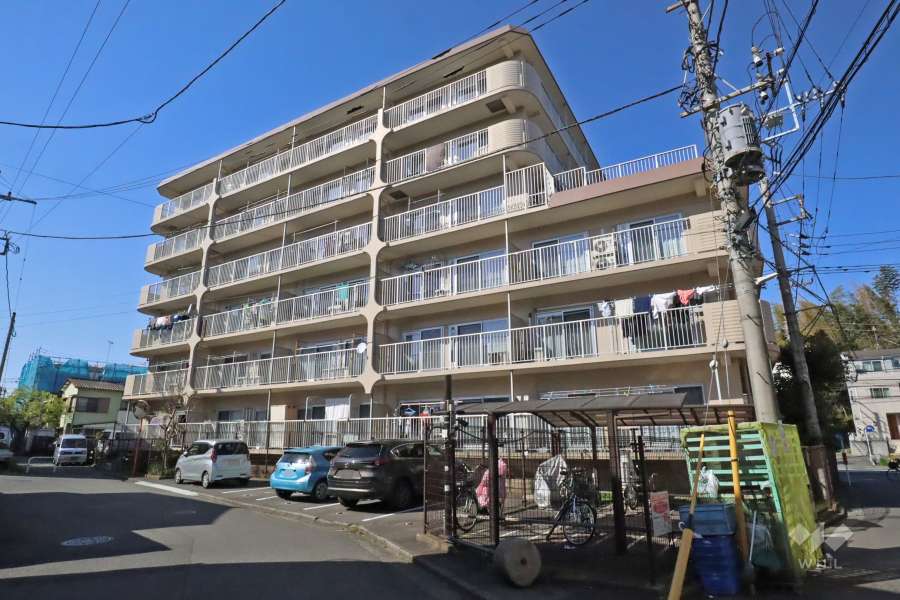 宮前平エコーハイツの外観(南東側から)