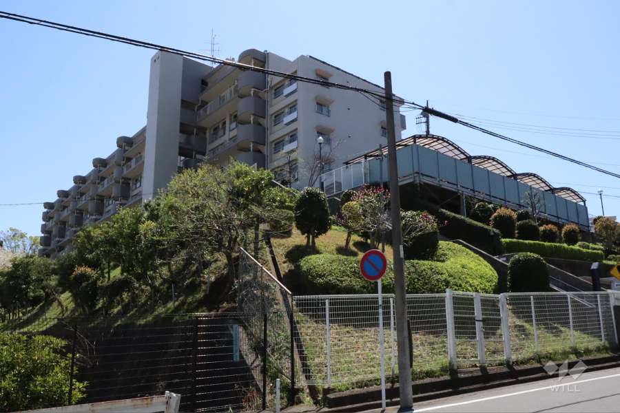 グリーンコーポ多摩プラザＢ棟の外観