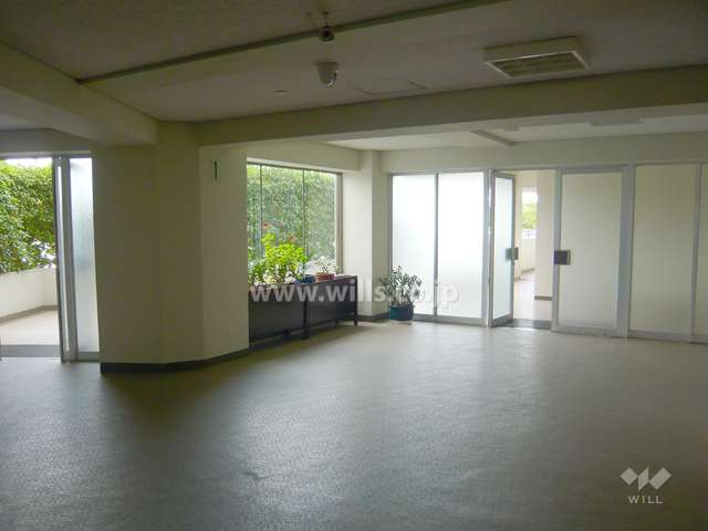 エントランスホール