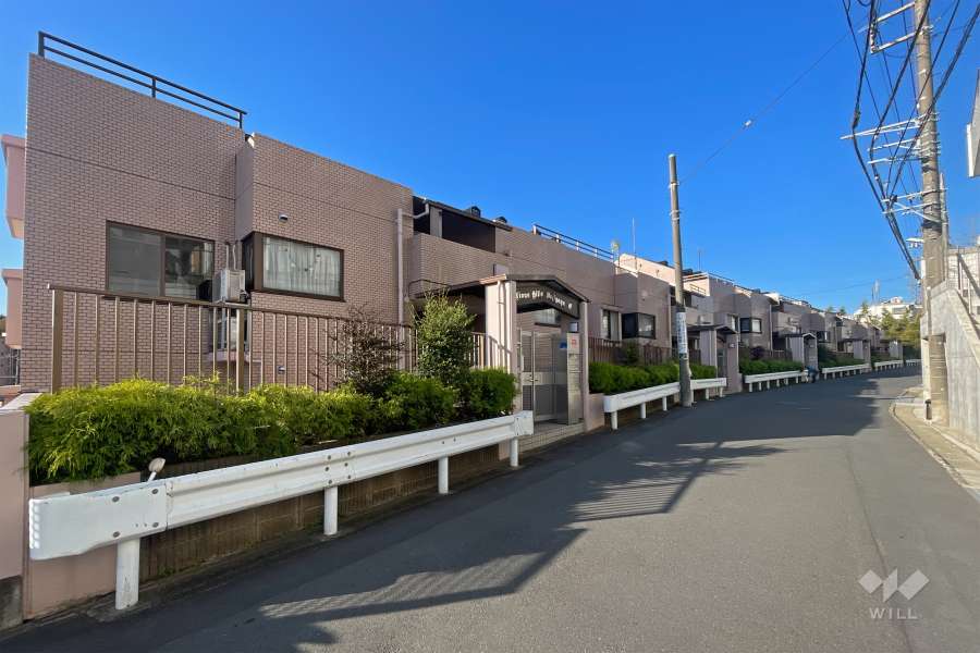 ライオンズヒルズ梶ヶ谷の外観（北東側から）