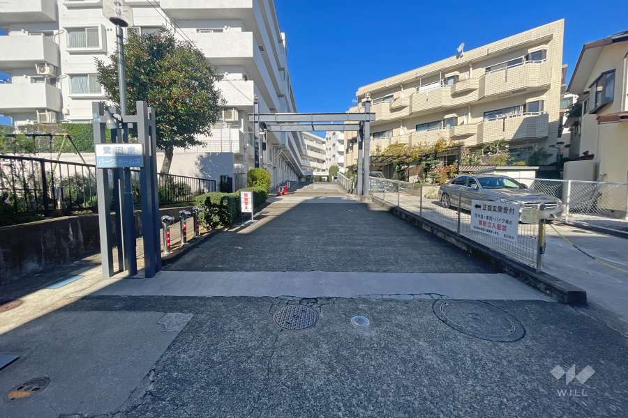 敷地の出入り口