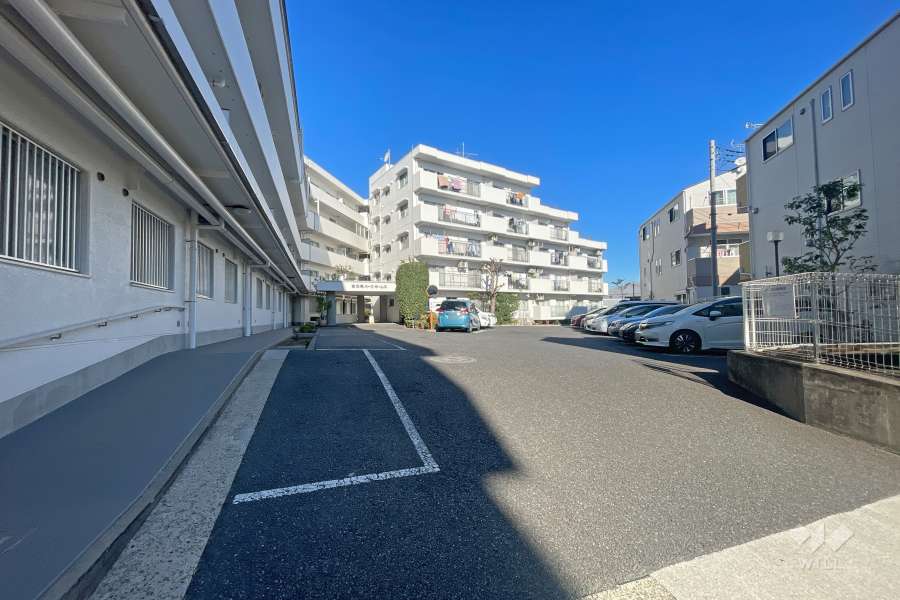 敷地内駐車場（屋外平面式）