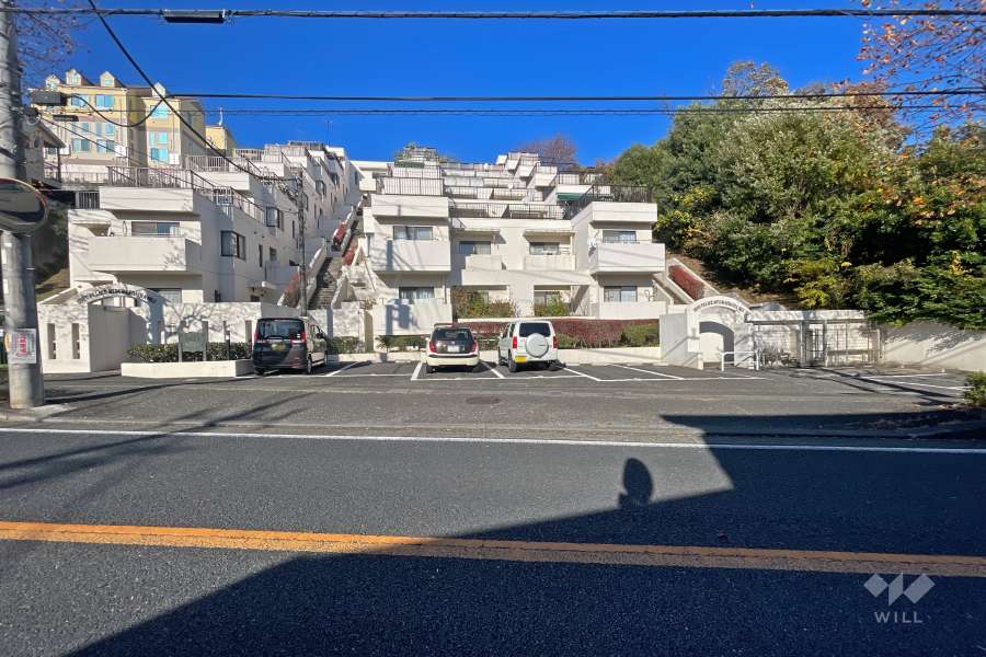 ホーユウパレス宮前平第2の外観（南側から）