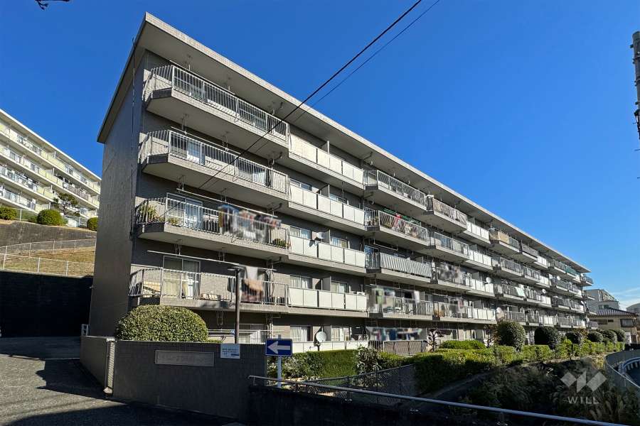 東急ドエル宮前平グリーンヒルの外観（南西側から）