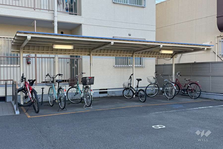 駐輪場（屋根付き）