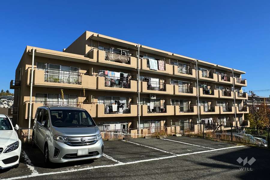 ウィンザーハイム鷺沼アーベインの外観（南西側から）