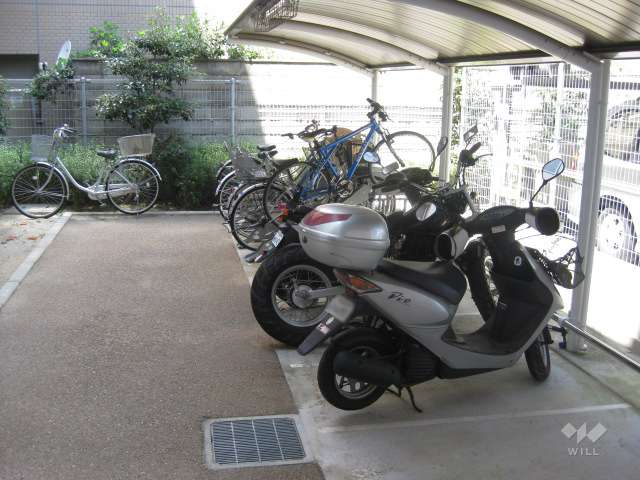 バイク置き場