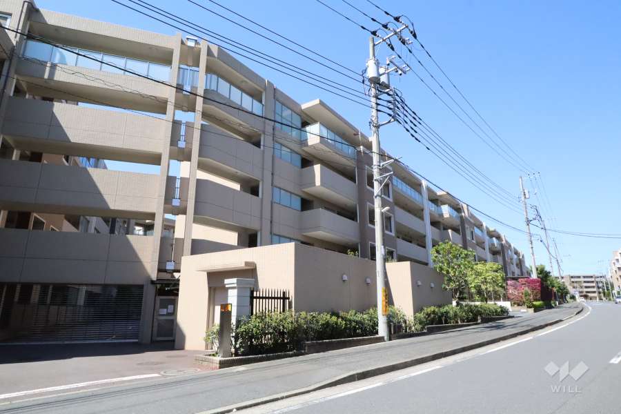 ドレッセ美しの森セントヴェールウエストヒルの外観(東側から)