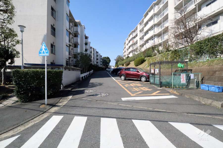 敷地内駐車場（屋外平面式）