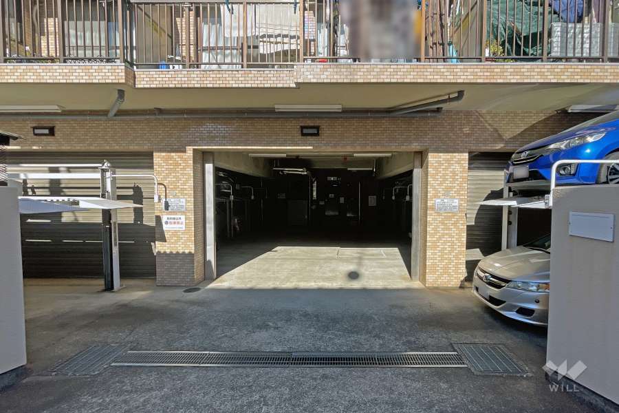 敷地内駐車場（屋外・屋内機械式）