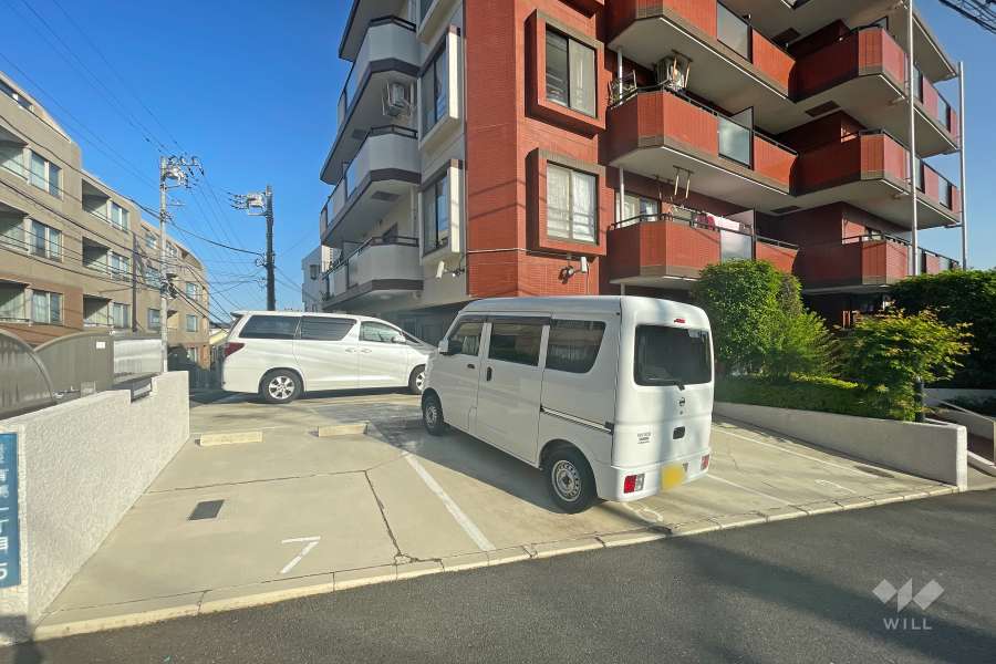 敷地内駐車場（屋外平面式）